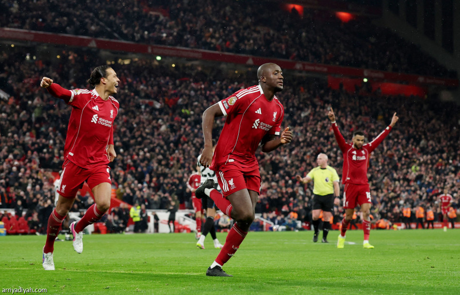 ليفربول يقلبها على نيوكاسل برباعية